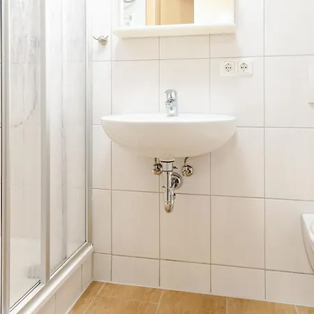 Usedom Apartmenthaus Kombi Nr 2345 *